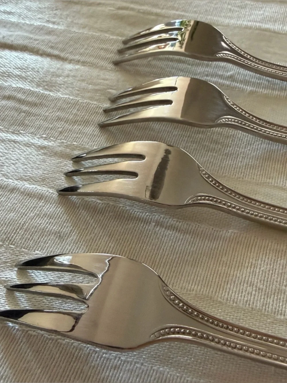 Wallace CONTINENTAL BEAD Cocktail Seafood 3-Tine Forks 6” Stainless (Set of 4)
